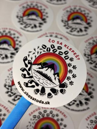 Keď zákazník vie, čo chce, ide to jedna radosť. Tieto nálepky vznikli na vodeodolnom vinyle a veľmi ma baví, ako pekne...